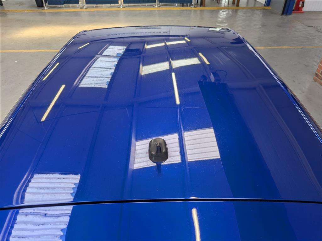 <p>2016 VOLKSWAGEN GOLF R DSG</p>