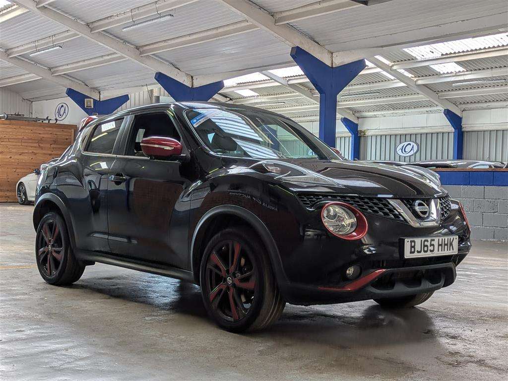 <p>2015 NISSAN JUKE TEKNA DIG-T</p>