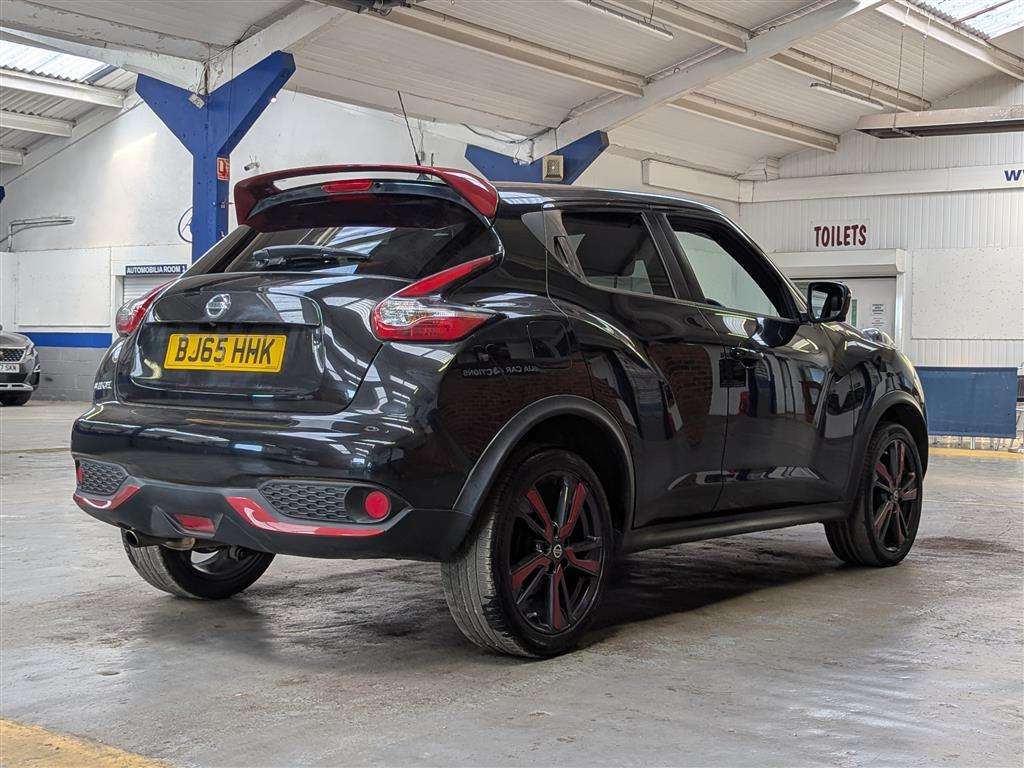 <p>2015 NISSAN JUKE TEKNA DIG-T</p>