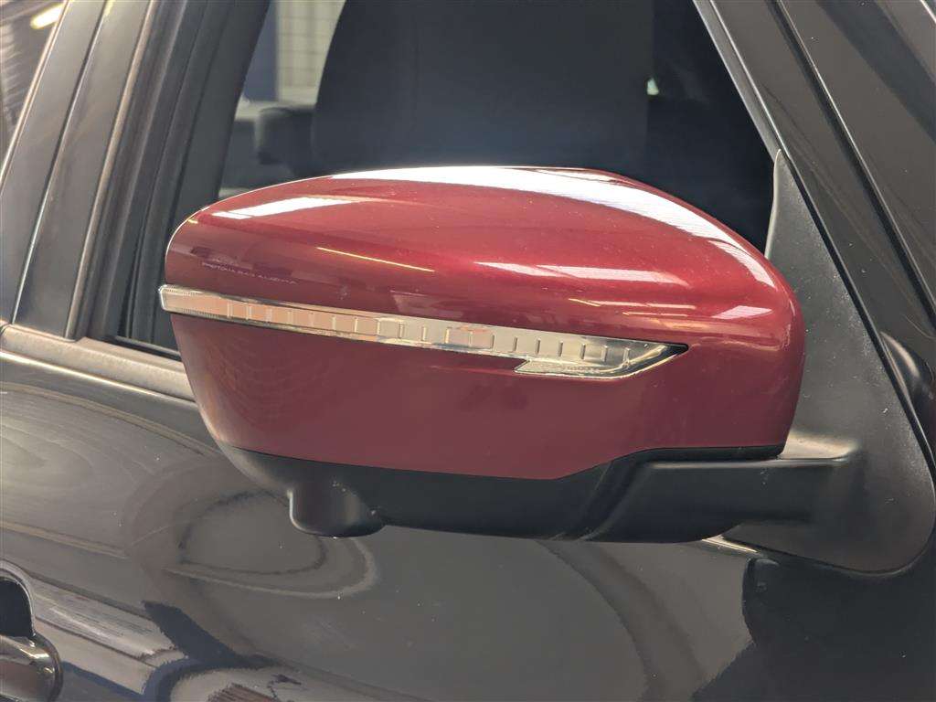 <p>2015 NISSAN JUKE TEKNA DIG-T</p>