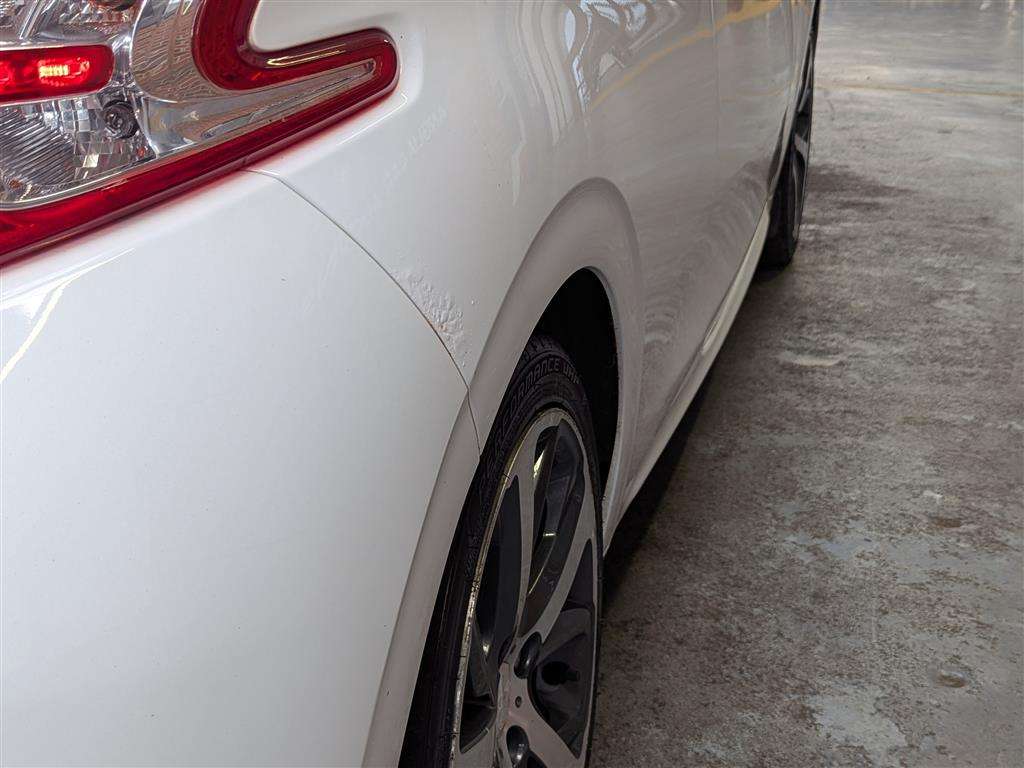<p>2012 PEUGEOT 208 FELINE THP</p>