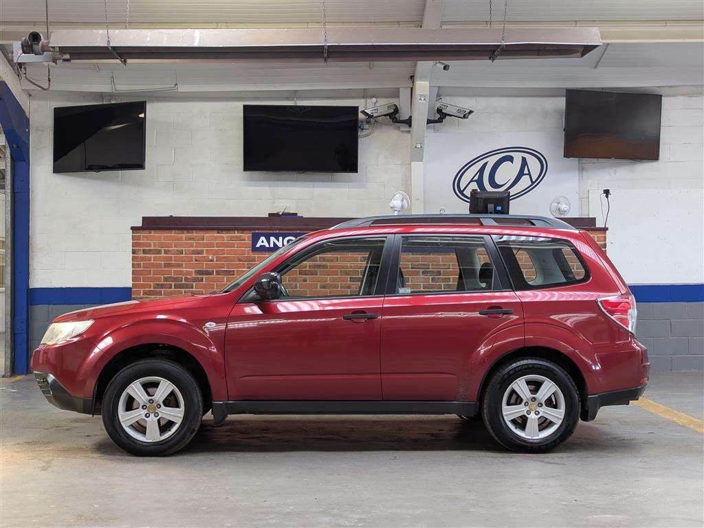 <p>2010 SUBARU FORESTER X AUTO</p>