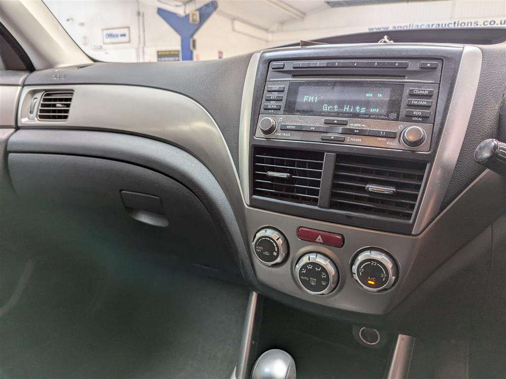 <p>2010 SUBARU FORESTER X AUTO</p>