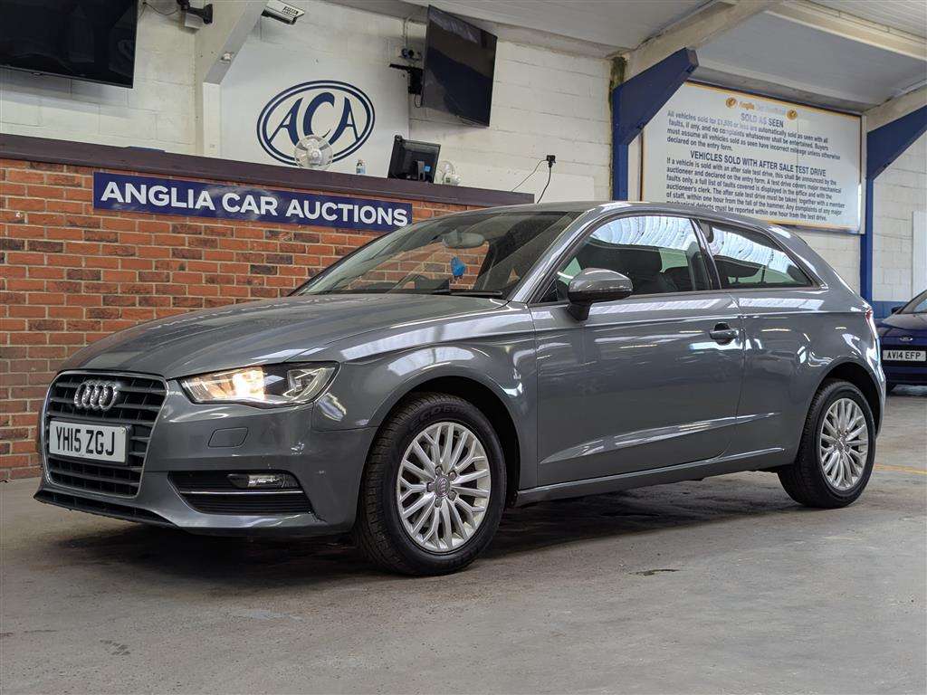 <p>2015 AUDI A3 SE TECHNIK TDI</p>