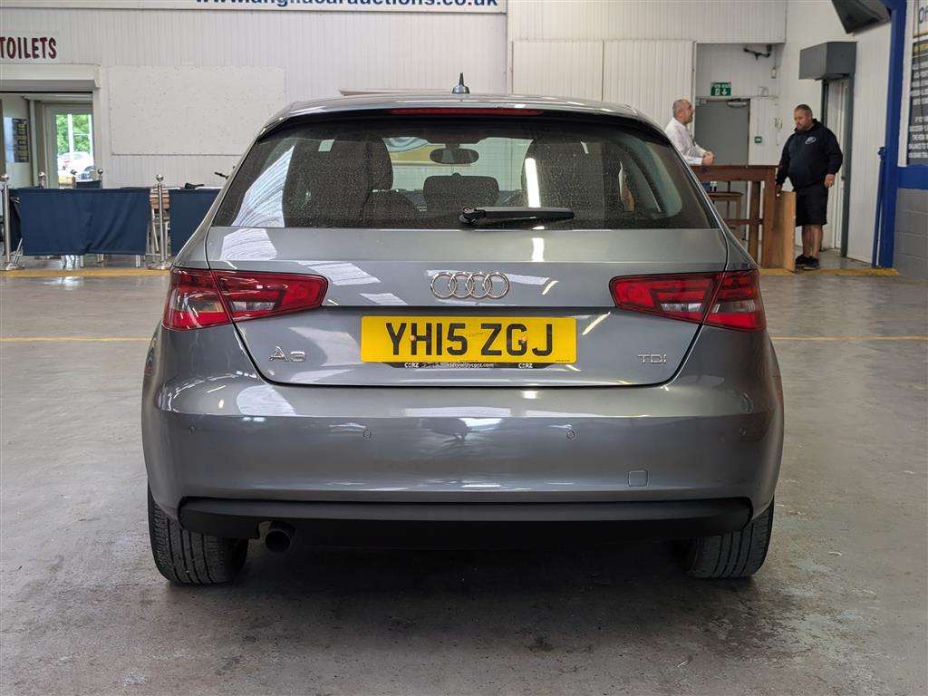 <p>2015 AUDI A3 SE TECHNIK TDI</p>