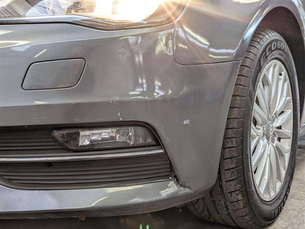 <p>2015 AUDI A3 SE TECHNIK TDI</p>