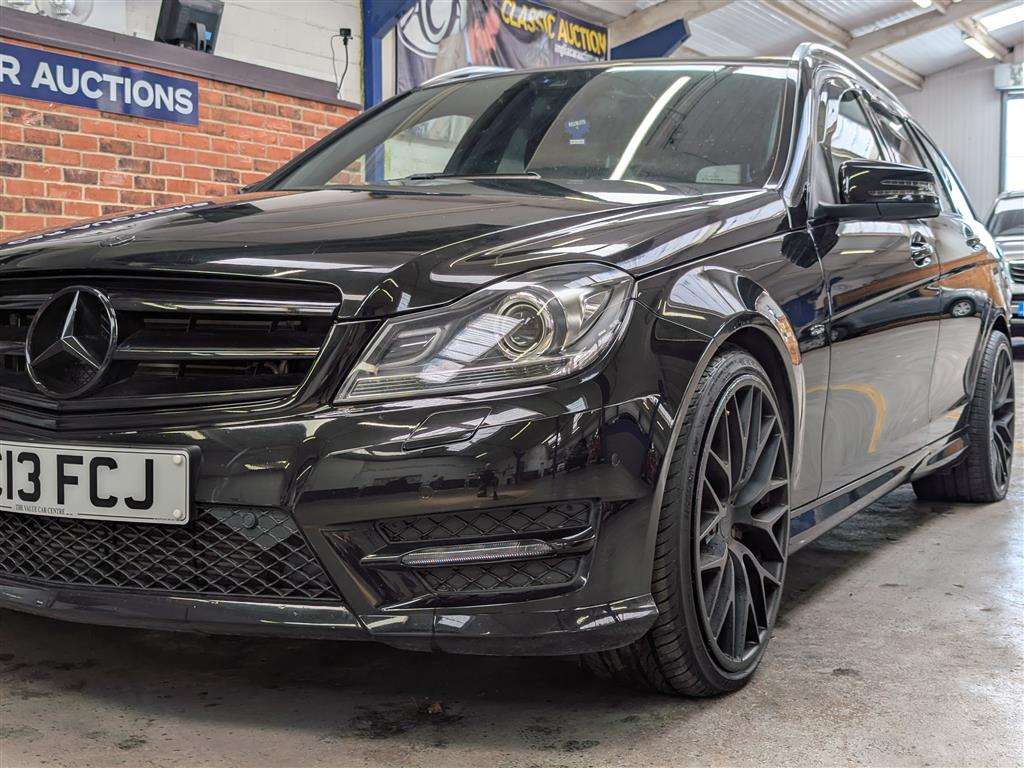 <p>2013 MERCEDES-BENZ C350 AMG SPORT + CDI BLUE</p>