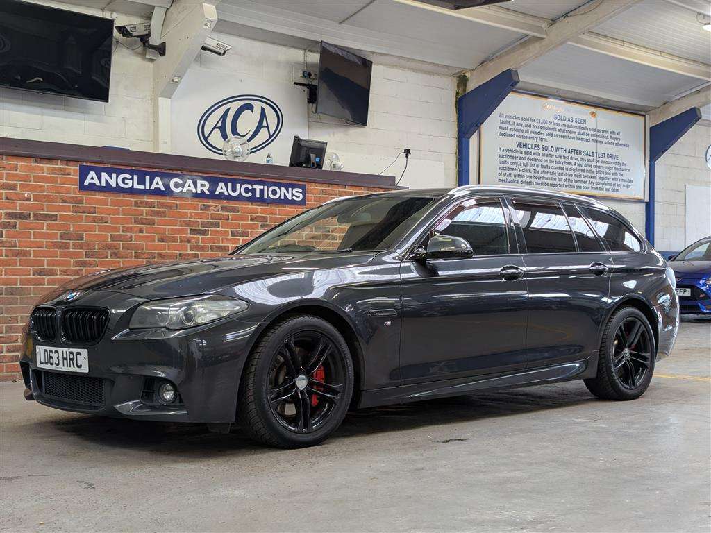 <p>2013 BMW 530D M SPORT AUTO</p>