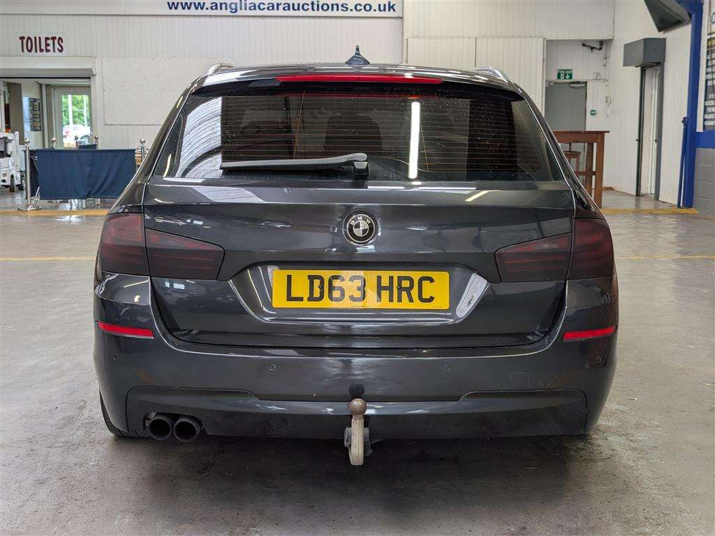 <p>2013 BMW 530D M SPORT AUTO</p>