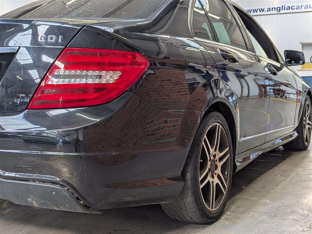<p>2013 MERCEDES-BENZ C220 AMG SPORT CDI BLUEEF</p>