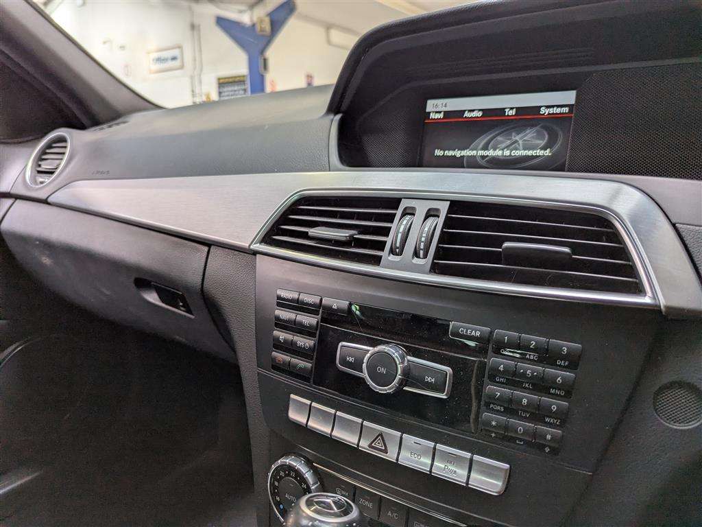 <p>2013 MERCEDES-BENZ C220 AMG SPORT CDI BLUEEF</p>