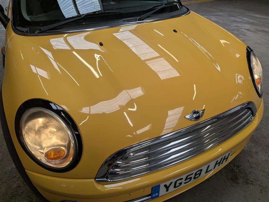 <p>2008 MINI COOPER D</p>