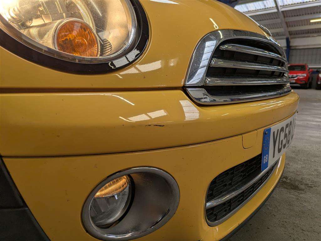 <p>2008 MINI COOPER D</p>