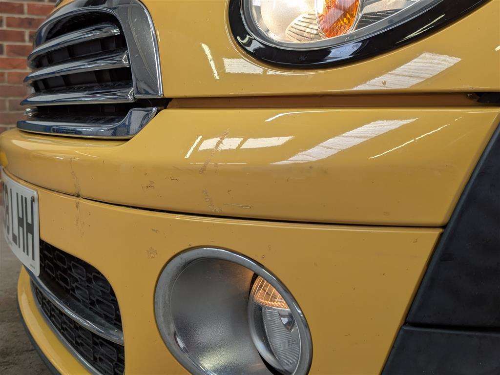 <p>2008 MINI COOPER D</p>