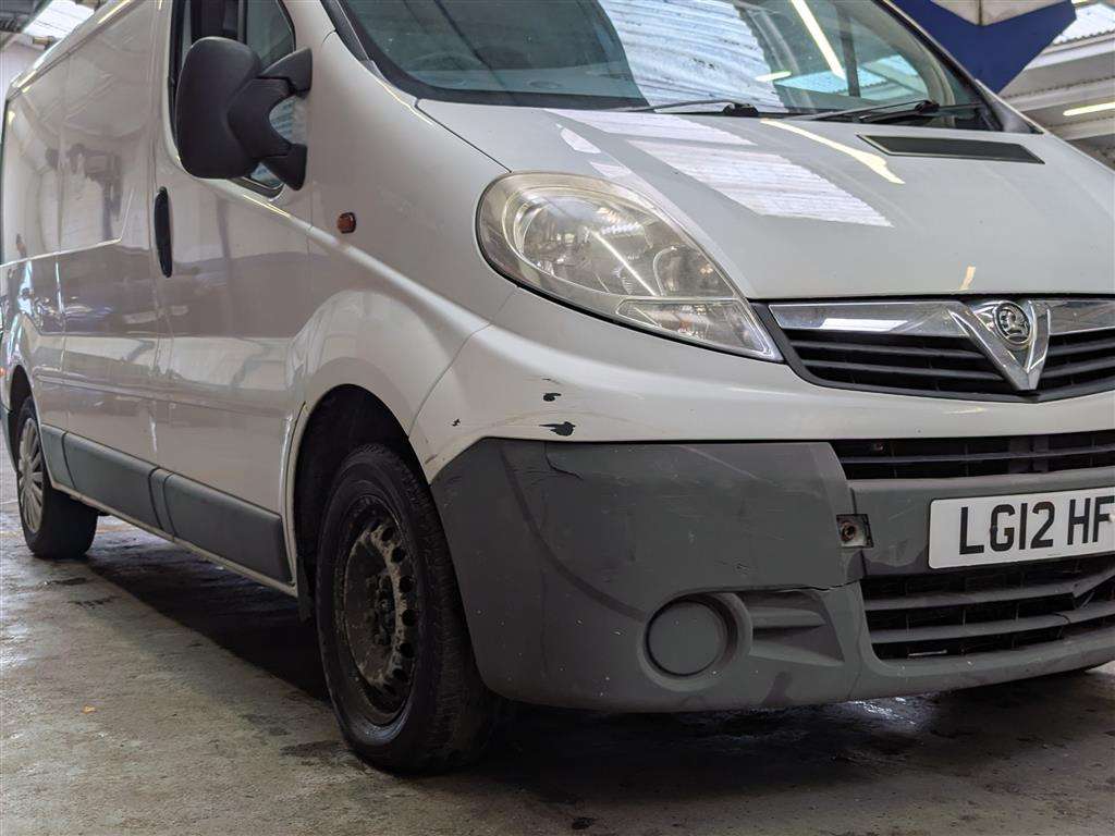<p>2012 VAUXHALL VIVARO 2900 **SOLD</p>