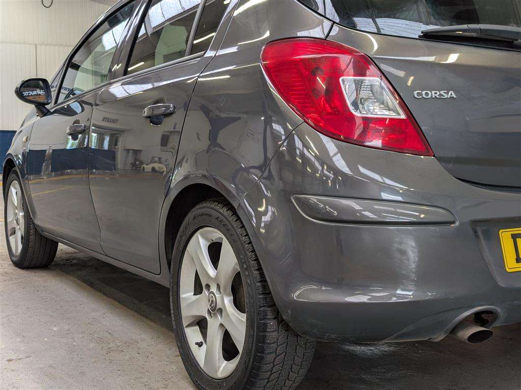 <p>2014 VAUXHALL CORSA SXI AC</p>