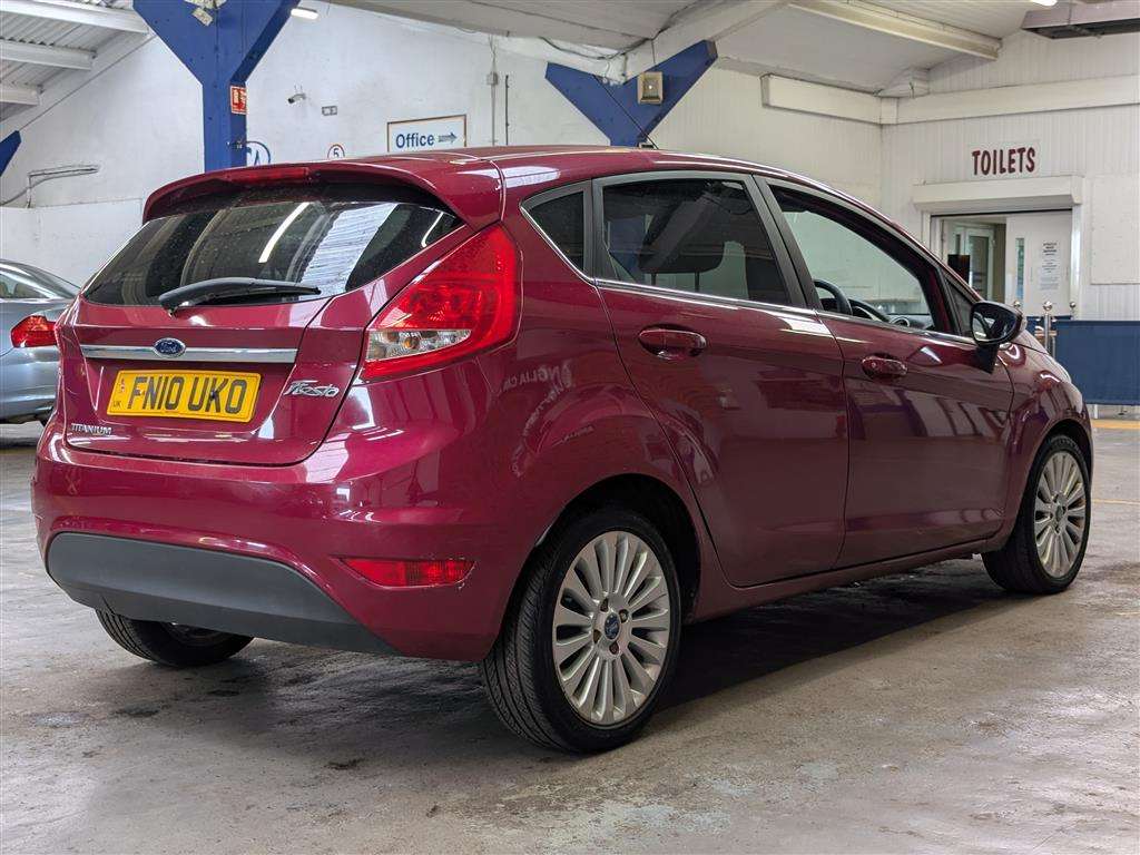 <p>2010 FORD FIESTA TITANIUM 96</p>