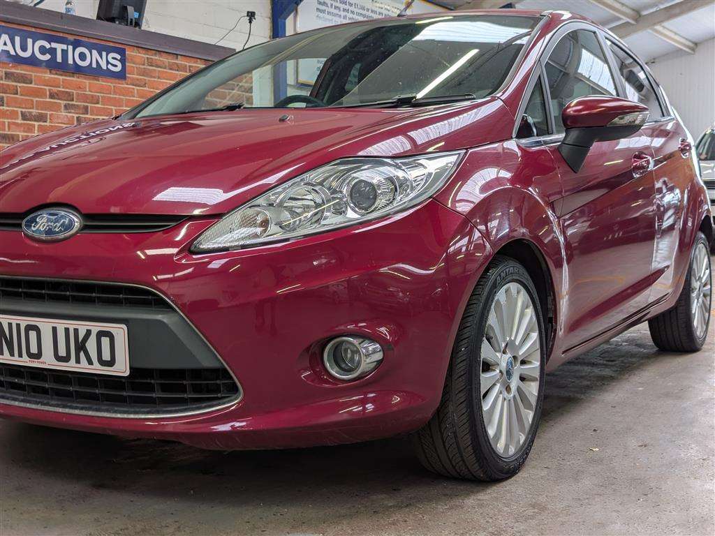 <p>2010 FORD FIESTA TITANIUM 96</p>