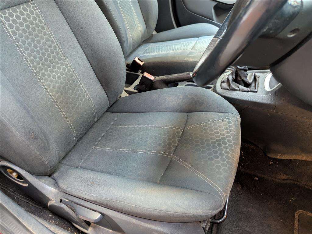 <p>2010 FORD FIESTA TITANIUM 96</p>