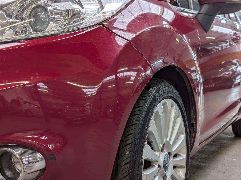 <p>2010 FORD FIESTA TITANIUM 96</p>