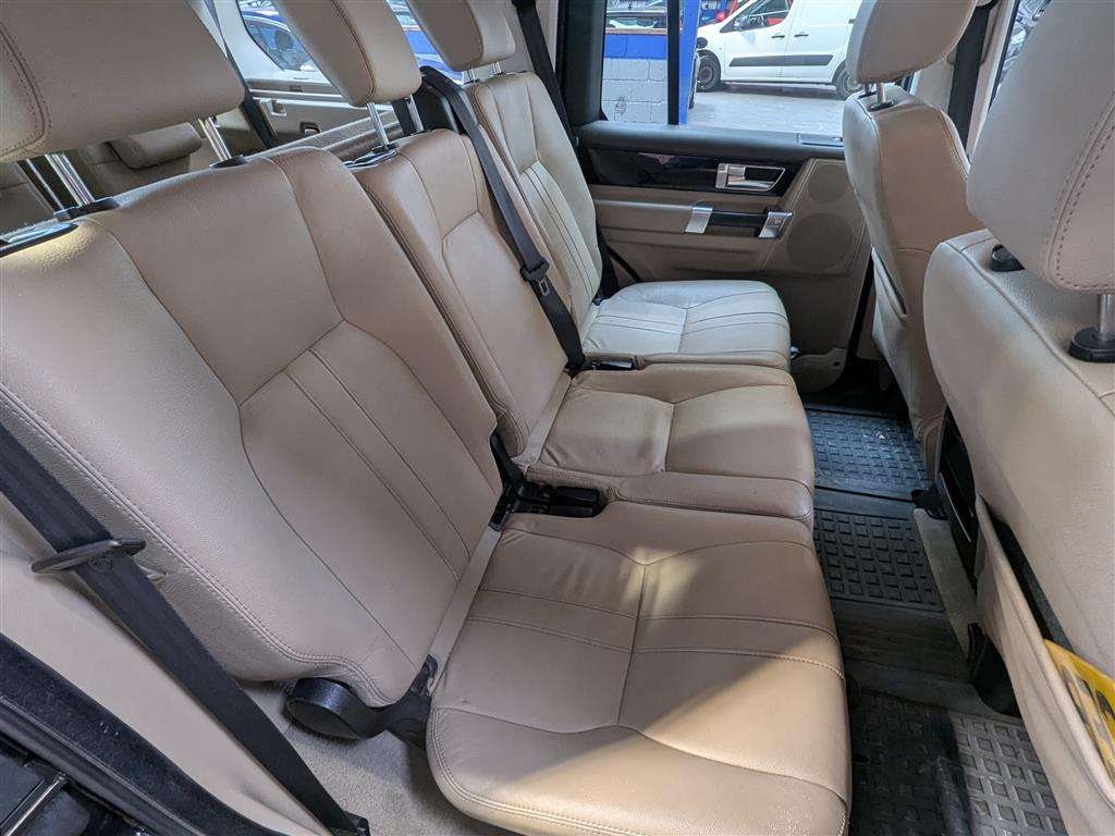 <p>2010 LAND ROVER DISCOVERY XS TDV6 AUTO</p>