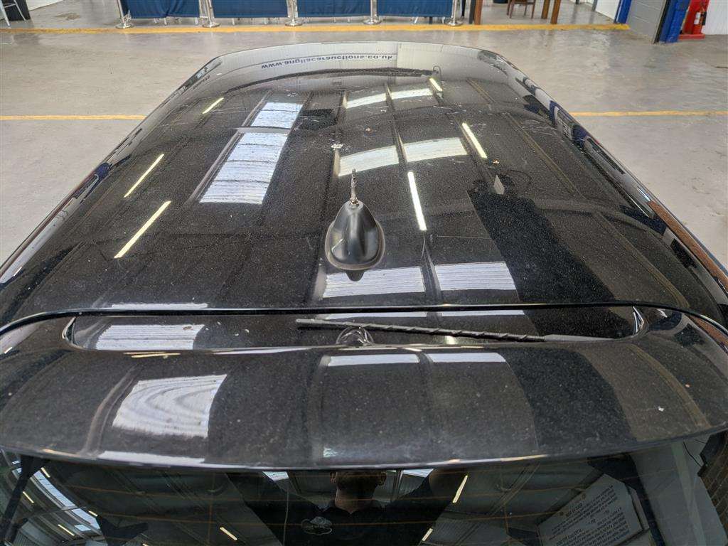 <p>2013 MINI COOPER SD BAYSWATER</p>