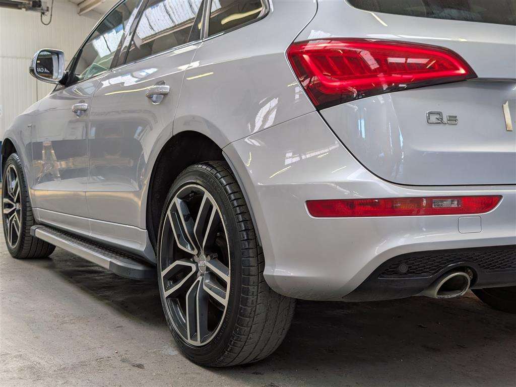 <p>2016 AUDI Q5 S LINE + TDI QUATTRO A</p>