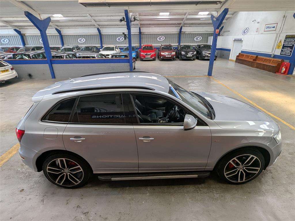 <p>2016 AUDI Q5 S LINE + TDI QUATTRO A</p>