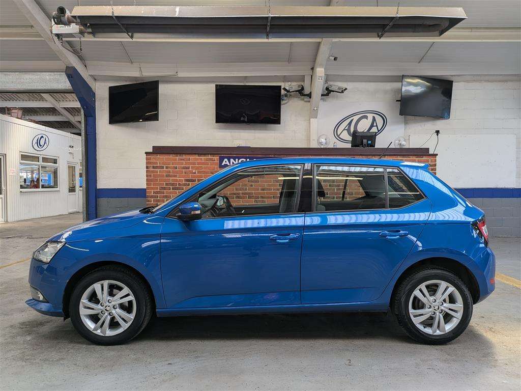 <p>2019 SKODA FABIA SE MPI</p>
