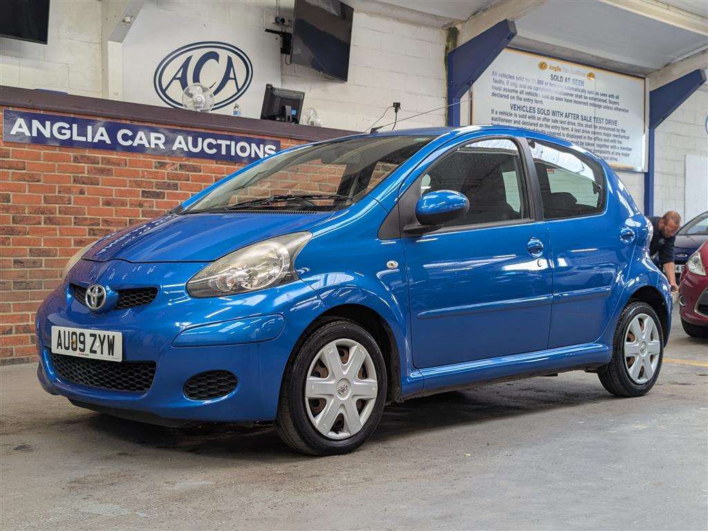 <p>2009 TOYOTA AYGO BLUE VVT-I</p>