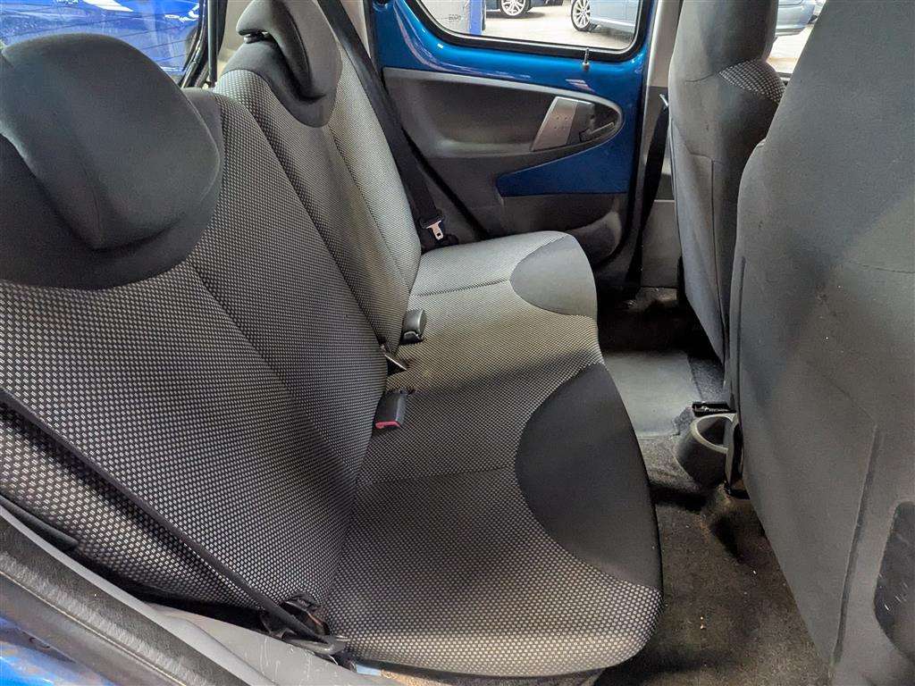<p>2009 TOYOTA AYGO BLUE VVT-I</p>