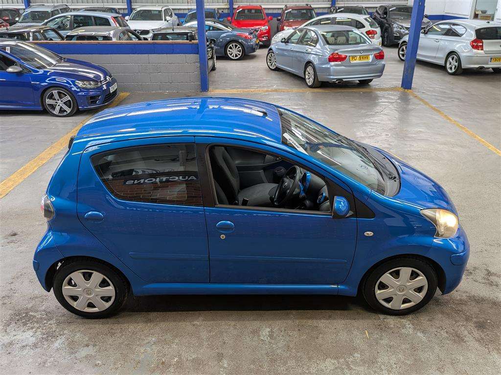 <p>2009 TOYOTA AYGO BLUE VVT-I</p>