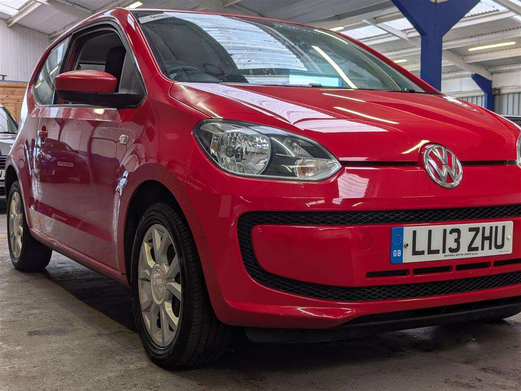 <p>2013 VOLKSWAGEN MOVE UP</p>