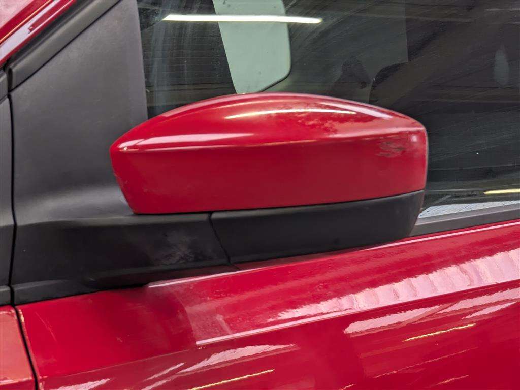 <p>2013 VOLKSWAGEN MOVE UP</p>
