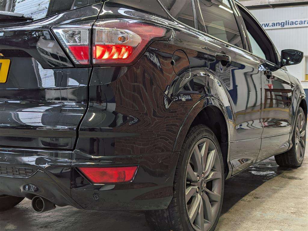 <p>2019 FORD KUGA ST-LINE EDITION TDCI</p>