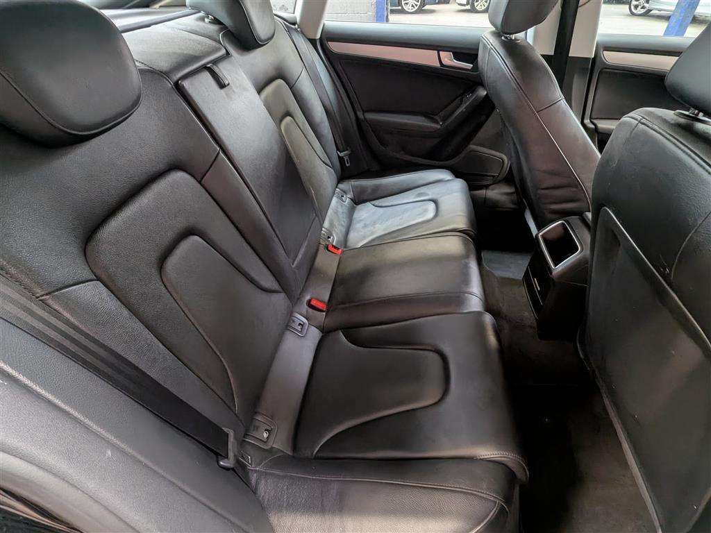 <p>2011 AUDI A5 SE TDI</p>