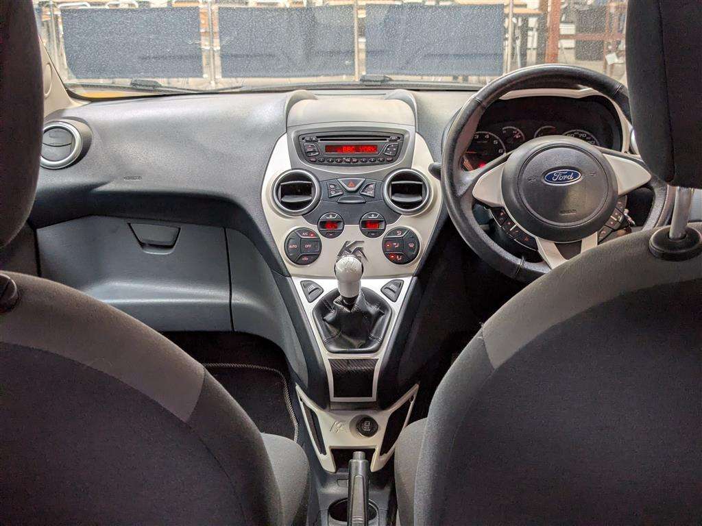 <p>2013 FORD KA TITANIUM</p>