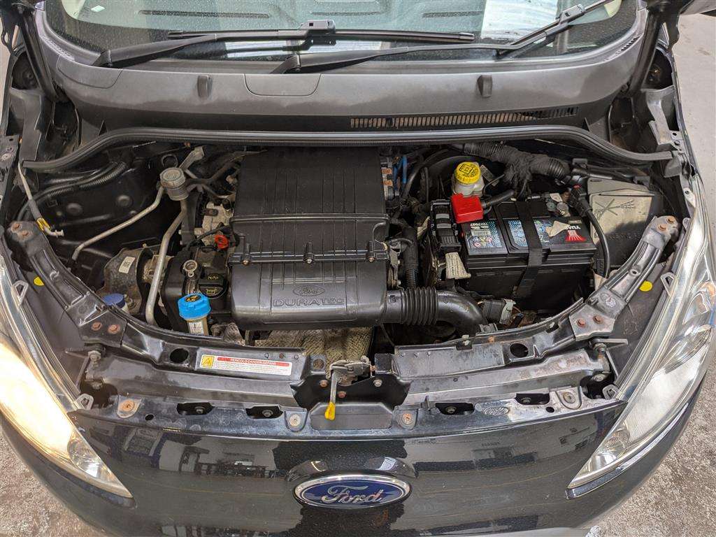<p>2013 FORD KA TITANIUM</p>