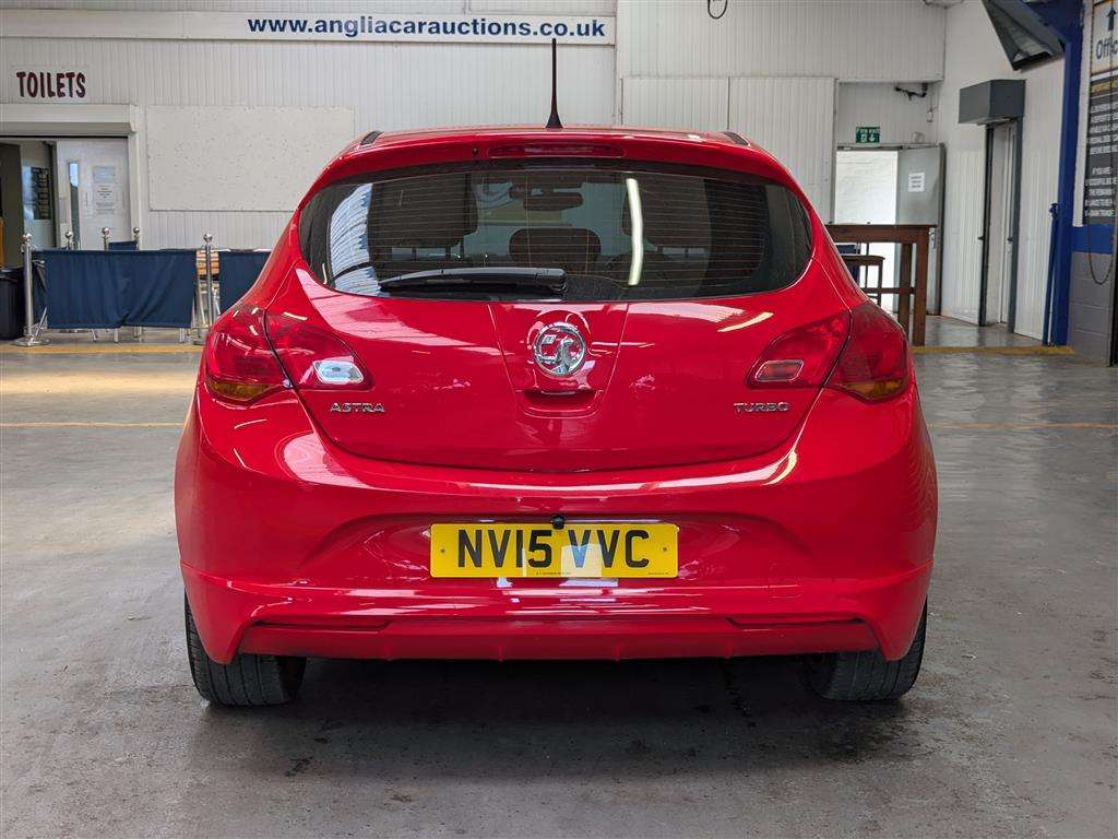 <p>2015 VAUXHALL ASTRA LIMITED EDITION</p>