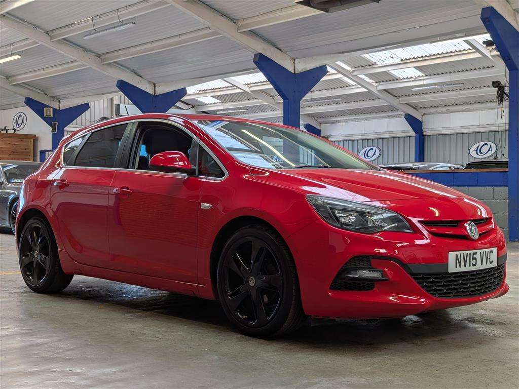 <p>2015 VAUXHALL ASTRA LIMITED EDITION</p>