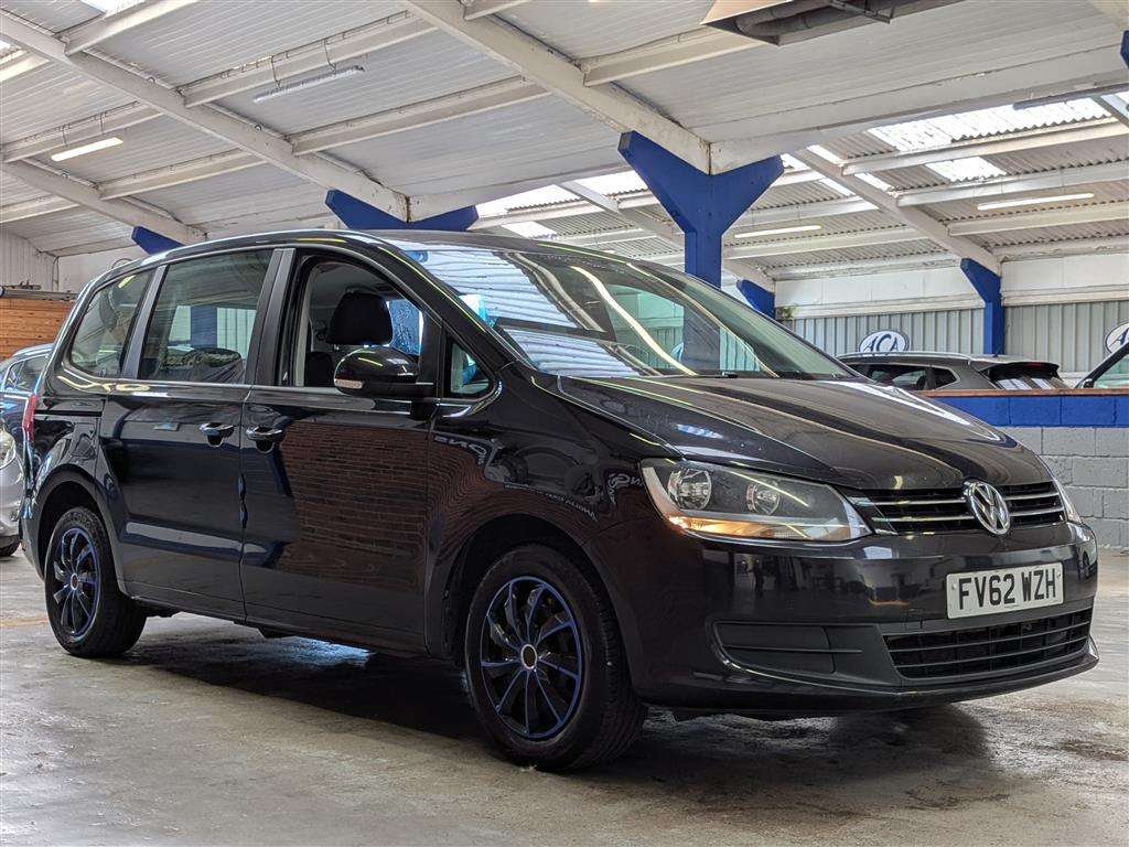 <p>2012 VOLKSWAGEN SHARAN S BLUEMOTION TDI S</p>