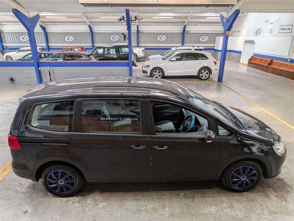 <p>2012 VOLKSWAGEN SHARAN S BLUEMOTION TDI S</p>