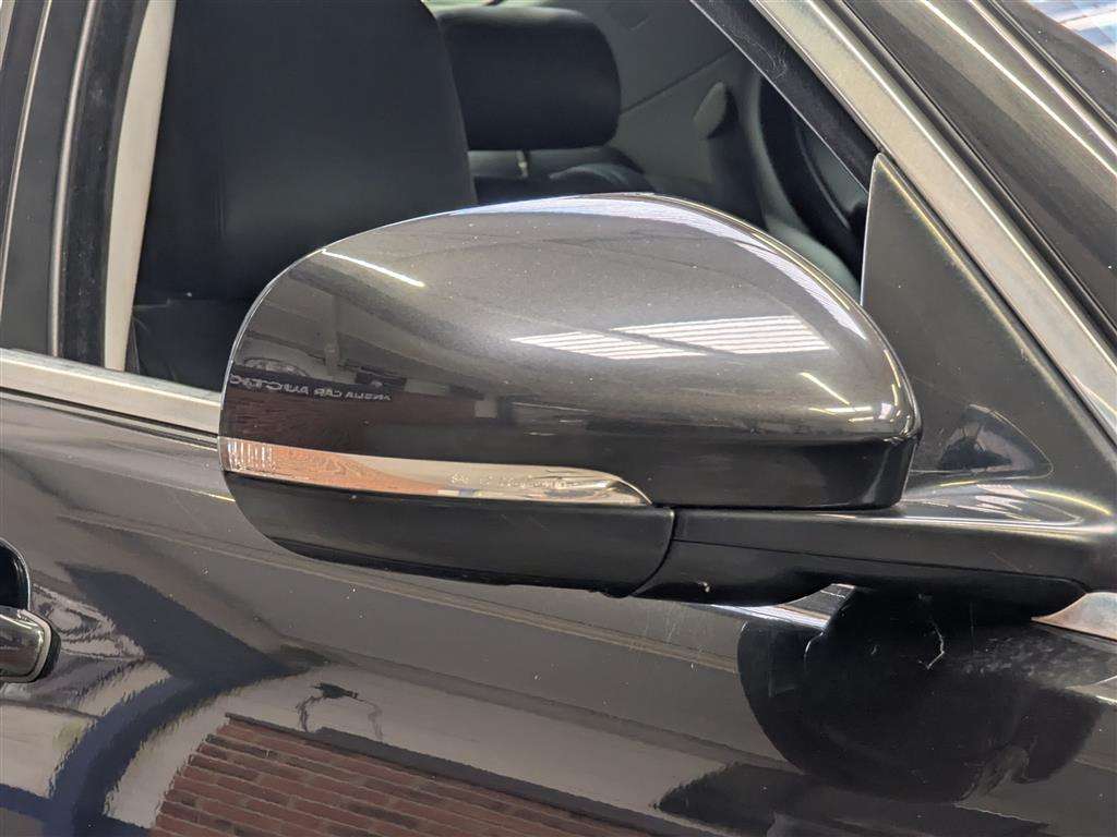 <p>2014 JAGUAR XF PREMIUM LUXURY D AUTO</p>