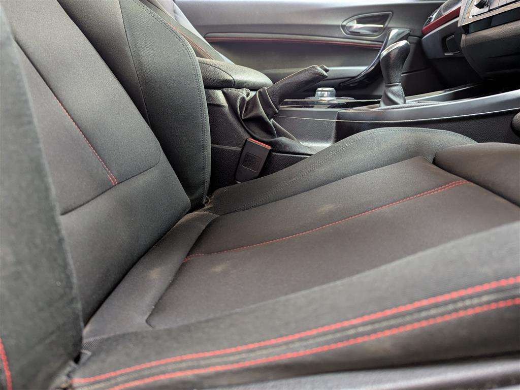 <p>2016 BMW 218I SPORT</p>