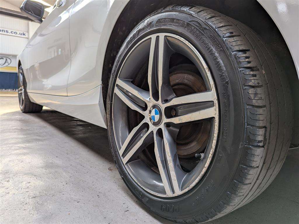 <p>2016 BMW 218I SPORT</p>