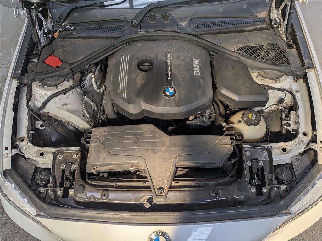 <p>2016 BMW 218I SPORT</p>