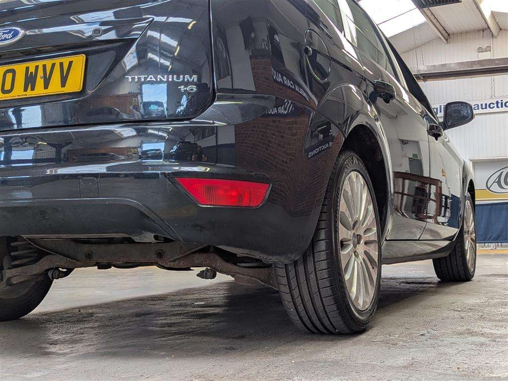 <p>2010 FORD FOCUS TITANIUM 100</p>