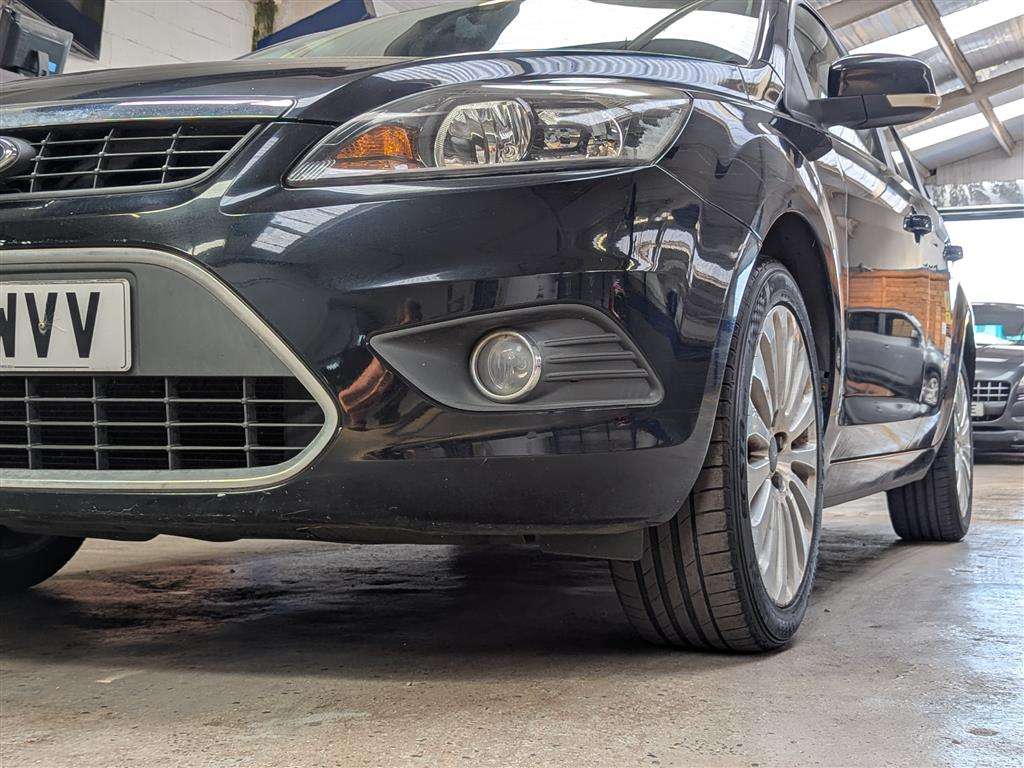 <p>2010 FORD FOCUS TITANIUM 100</p>