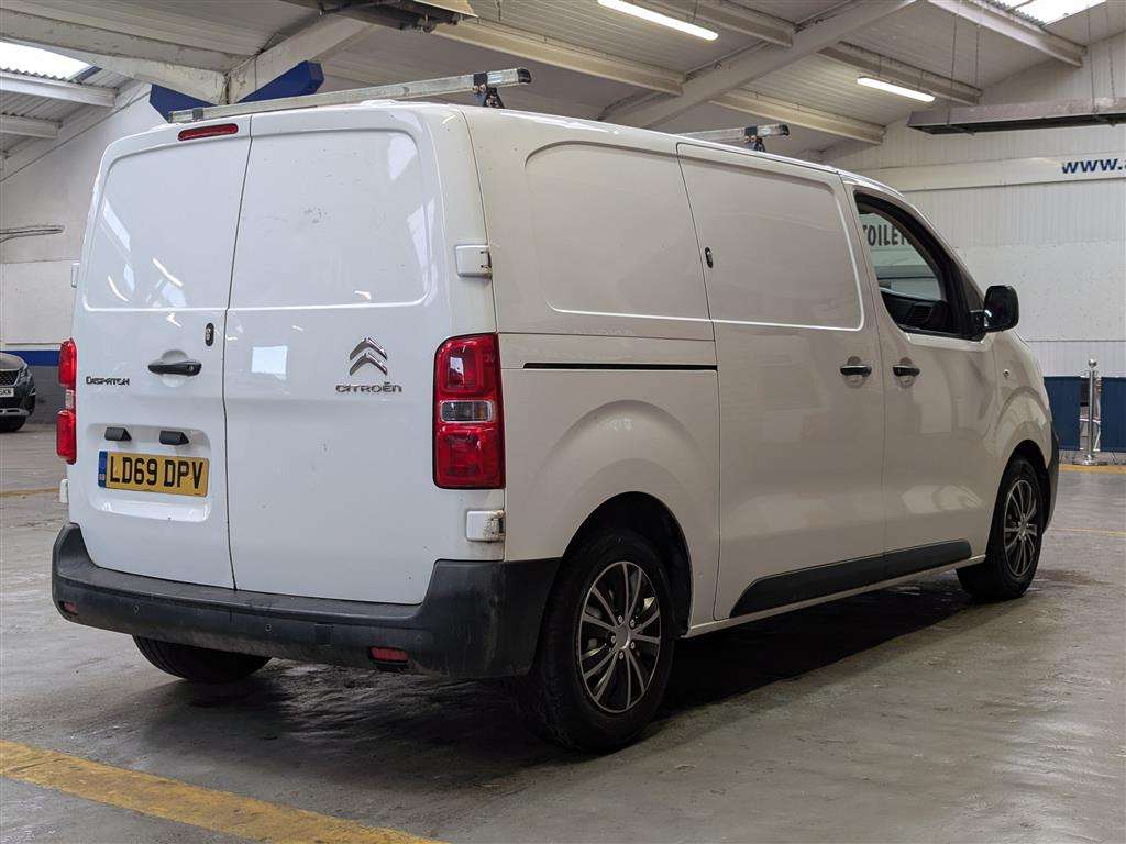 <p>2019 CITROEN DISPATCH 1000 EN-PRISE BH</p>