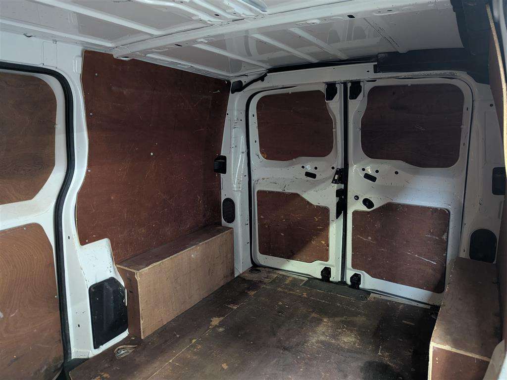 <p>2019 CITROEN DISPATCH 1000 EN-PRISE BH</p>